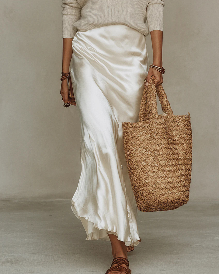 Solène | Robe Satinée & Ensemble en Maille