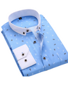 Bleu clair avec col blanc et ancres