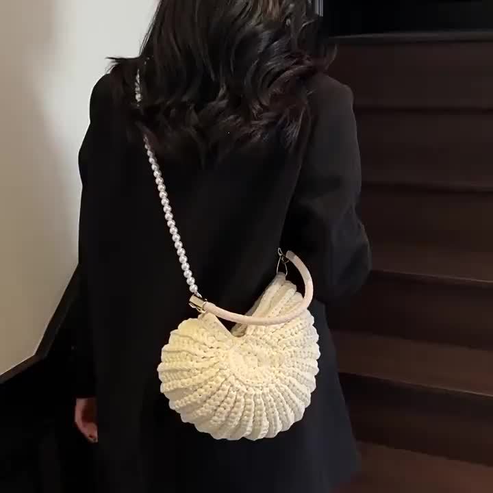 Mara | Sac fourre-tout tissé avec bandoulière à chaîne